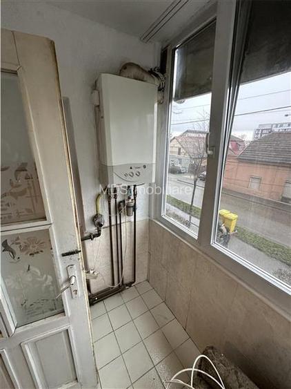 3 camere decomandate cu centrala etaj 1 - 3