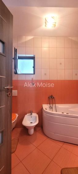 Vând apartament 3 camere Codrii Residence  - 3