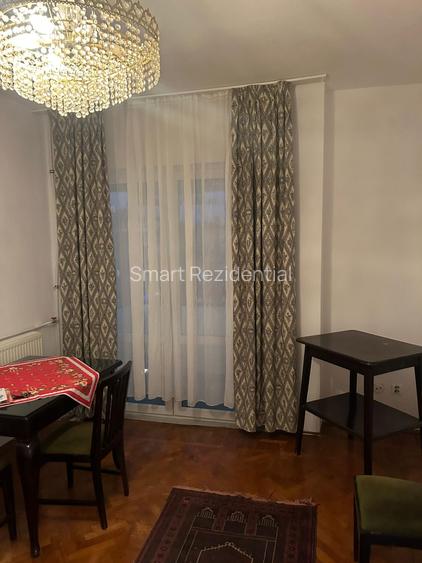 Universitate-- B-dul Nicolae Balcescu - 10