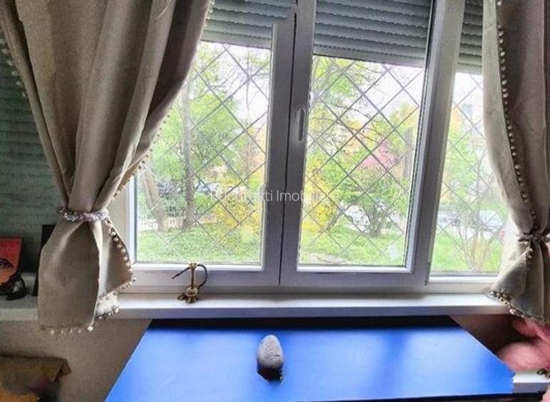 Titan,Parc,,bl.TIP H,reabilitat,parter/4,balcon,,2 bai,centrala,parcare,Liber - 12