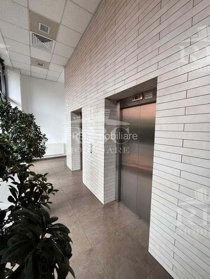 Spatii de birouri  de la 240 mp central comision 0 - 10