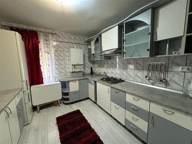 Apartament 3 camere bloc vila - Noua- mobilat utilat - 3