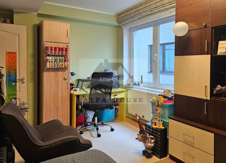 Oportunitate - Apartament cu trei camere in vila, zona Tractorul 70 mp - 19