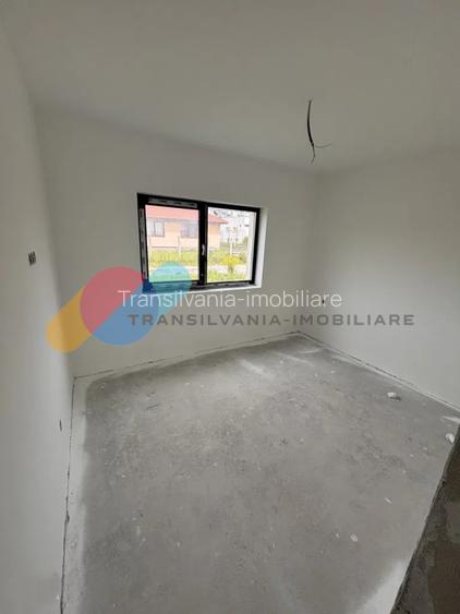 Casă individuală P+1+M cu 5 dormitoare – zona liniștită, Chinteni - 4