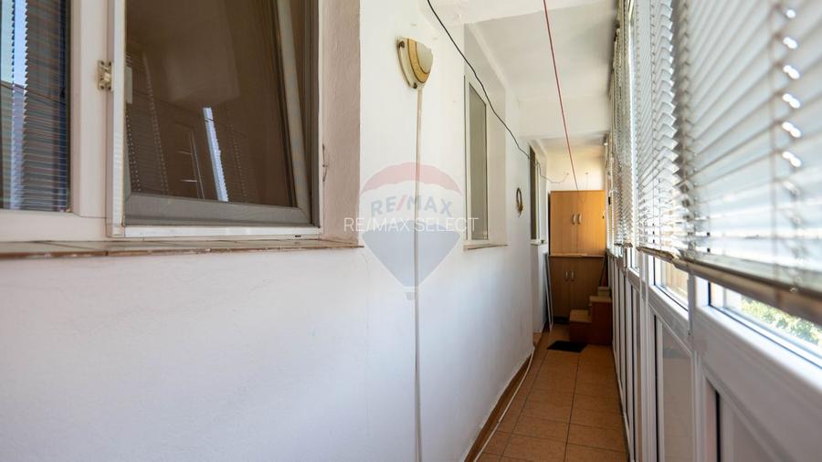 Apartament cu 3 camere decomandat  - Soseaua Pantelimon - 19