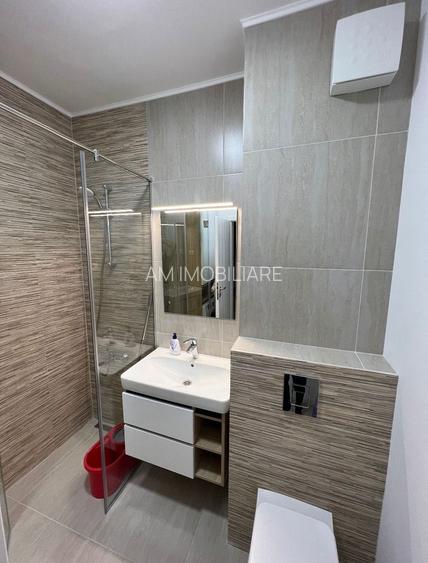 AP. 2 MOBILAT MODERN, LOC PARCARE INCLUS, METROU 7 MINUTE, LIBER - 8