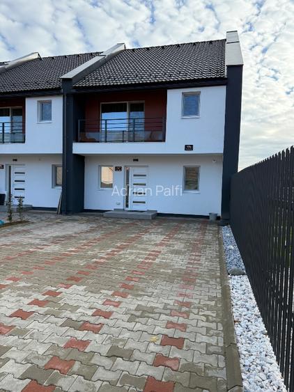 Casă modernă, complet mobilată și utilată, gata de mutat - 10