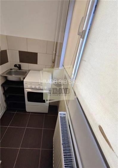 Apartament cu 2 dormitoare si balcon in Vasile Aaron - 7