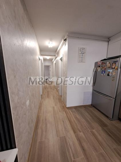 3 camere  bloc nou, 80 mp utili , balcon de 20 m - 20