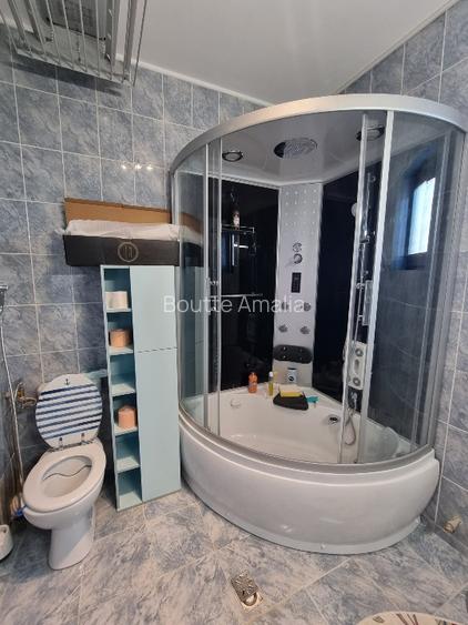 Casa luxoasa cu vedere la lac - 9