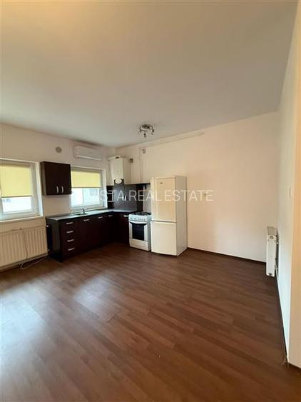 Exclusivitate, Garsoniera 47 mp, Zona Tractorul, Brasov - 8