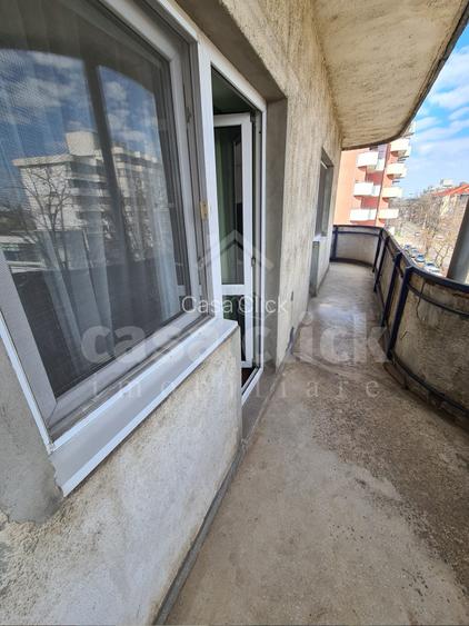 Apartament 1 cameră, decomandat, balcon mare, etaj 3, Piata Centrala - 4