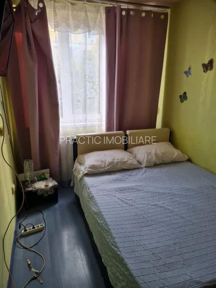 Apartament cu 3 camere in Micro 19 - 5
