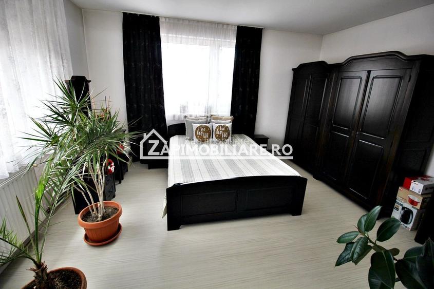 Casa 4 camere+spatiu comercial 420mp.6 bai,720mp teren - 3