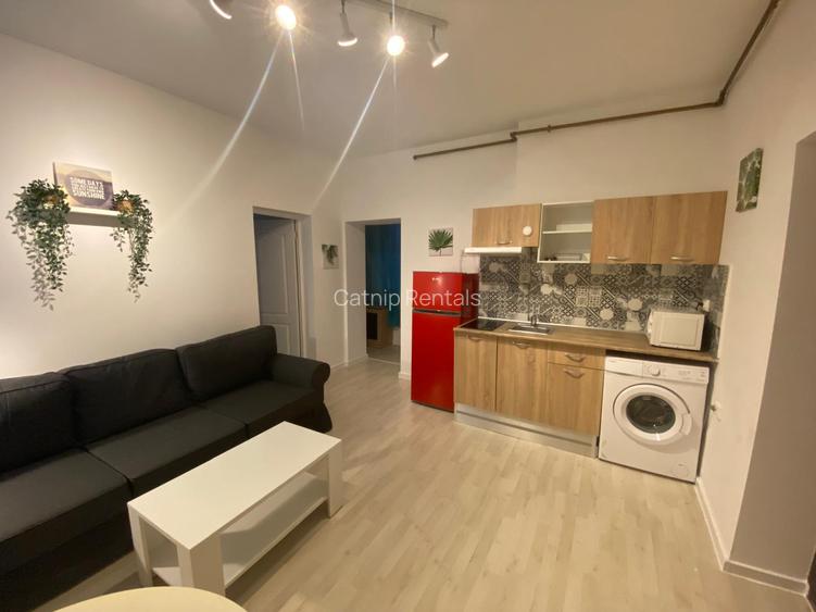 2-Bedroom Apartment for Rent – Central & Parkside Location - 7