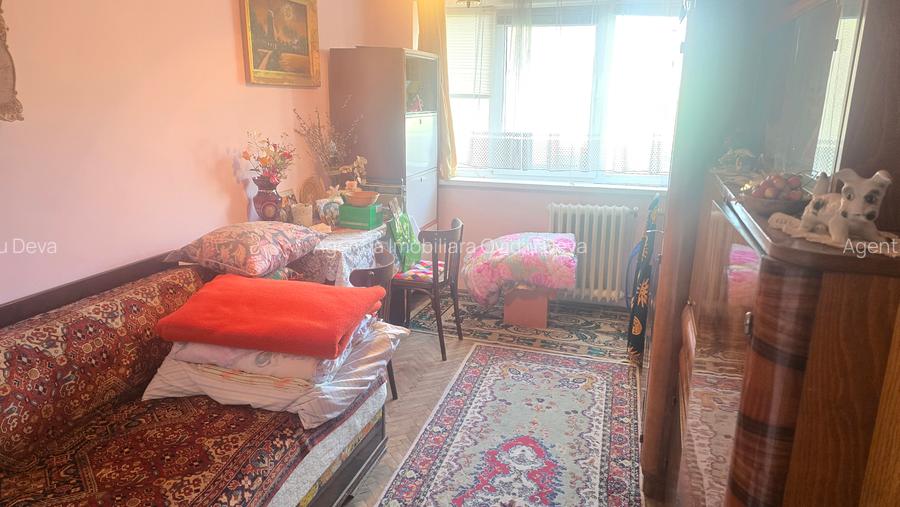 Vand apartament 3 camere decomandat in Deva, Narciselor, (Piata Centrala), et 2 - 8