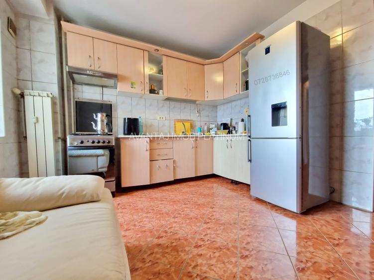 Bulevardul Decebal stradal, vedere la bulevard - 6