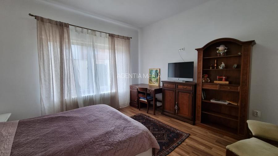 Casa de inchiriat situata semicentral - 9