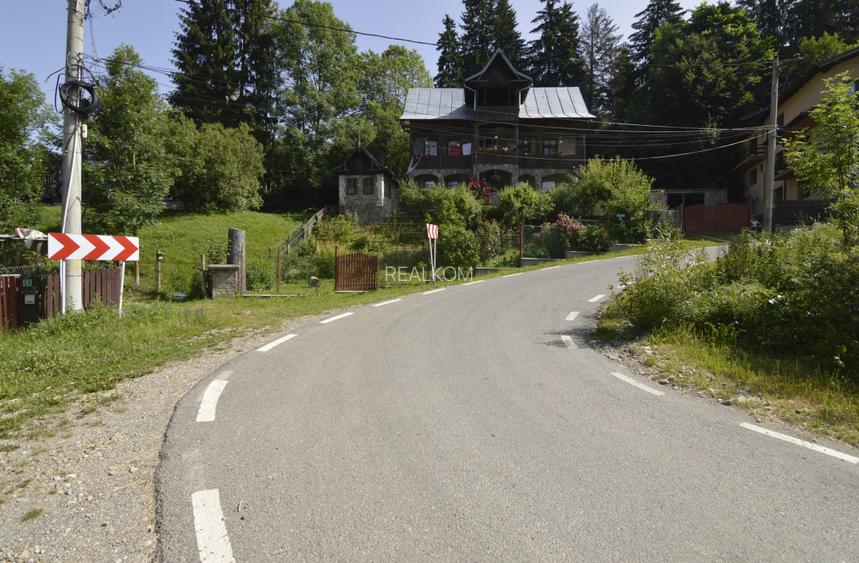 TEREN PENTRU DEZVOLTARE SINAIA-CUMPATU Str. Zamora-9.801 mp-Comision 0% - 8