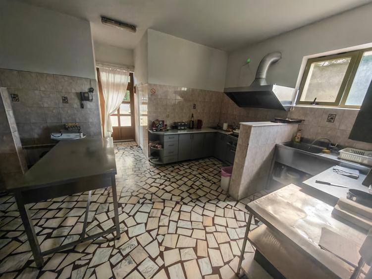 AFACERE LA CHEIE în Șcheia de închiriat