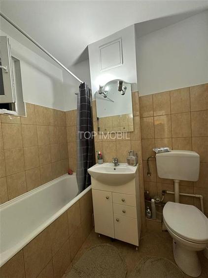 Inchiriere Apartament cu 2 camere Podu Ros - 2