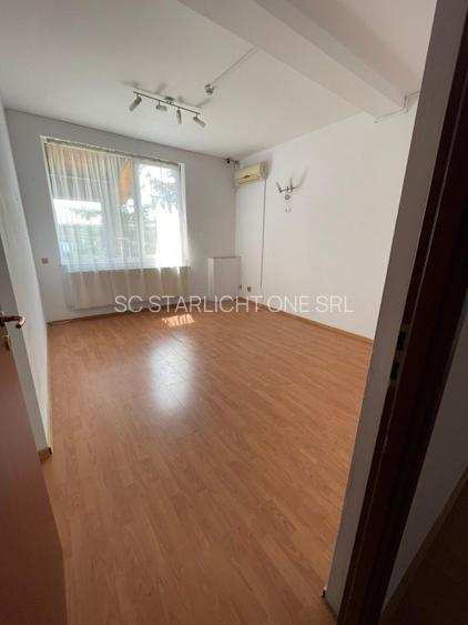 Vila 25 camere 1500 mp utili, 1900 teren, 10 parcari - 8