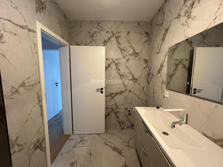 Apartament cu 3 camere, 60 mp,terasa, zona  Porii - 14