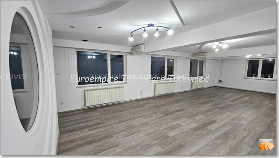 De inchiriat spatiu comercial zona Centru - 4