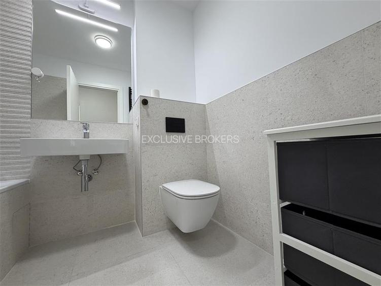 2 CAMERE UPSITE MOBILAT  PARCARE SI BOXA - 13