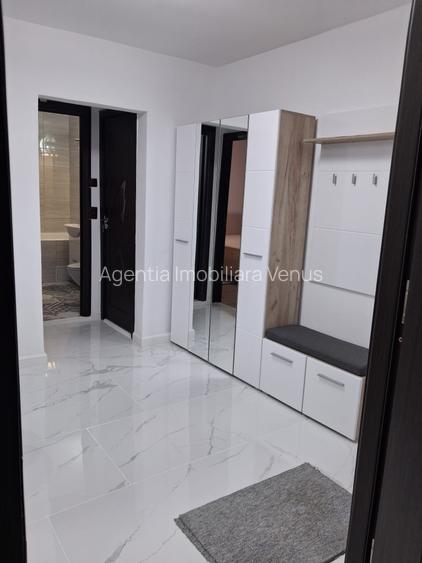 Apartament 2 camere Piata Mare et 1 - 2