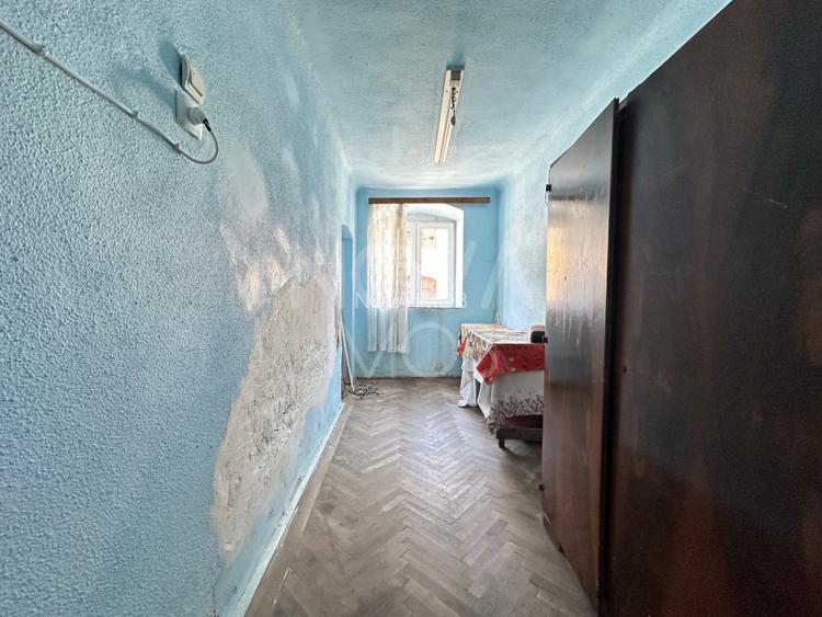 Apartament 2 camere + teren + garaj, Str. 9 Mai - 3