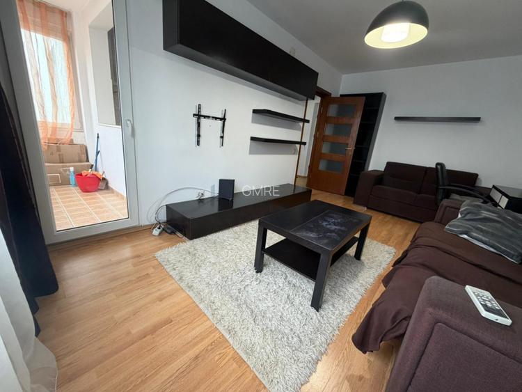 Apartament 3 camere decomandat, mobilat si utilat lângă metrou - Str. Prevederii - 2