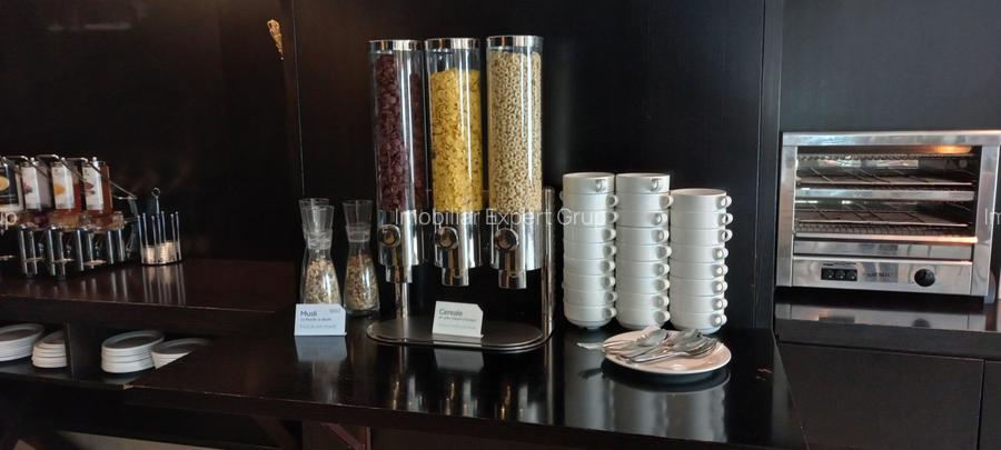 Hotel  4 stele   78 camere Piata Unirii - 9