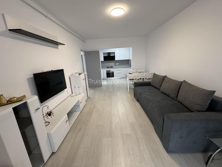 Apartament 2 camere, cf 1 dec, etaj 7/9, Bulevardul Bucuresti - 12