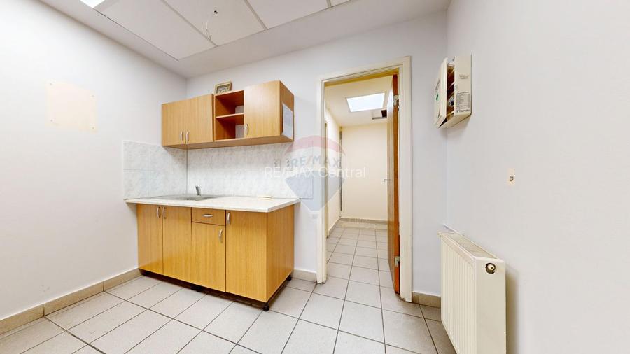 Oportunitate premium Inchiriere spațiu comercial în Piața Astra Brasov - 11