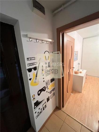 Apartament 2 camere zona Trei Stejari zona 0 - 12