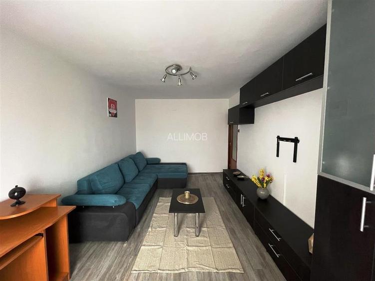 Apartament 3 camere, zona Paltinis - 2