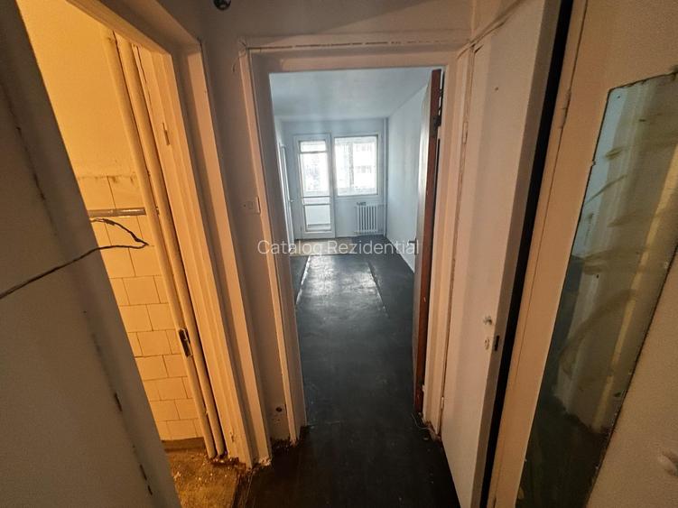 Garsoniera de vanzare in zona Costin Georgian-metrou - 6