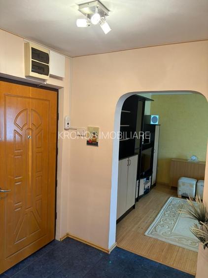 CIRESICA  3 CAMERE , LIBER, GAZE  77 MP PRET 132900 EURO - 8