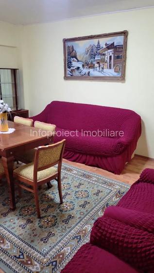 Închiriere apartament 2 camere, decomandat, etaj 2, Bd. Unirii, - 2