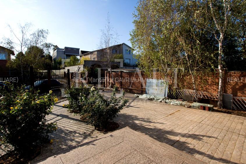 Inchiriere casa, vila 7 camere | Individuala, Renovata, Curte | Campul Pipera - 48