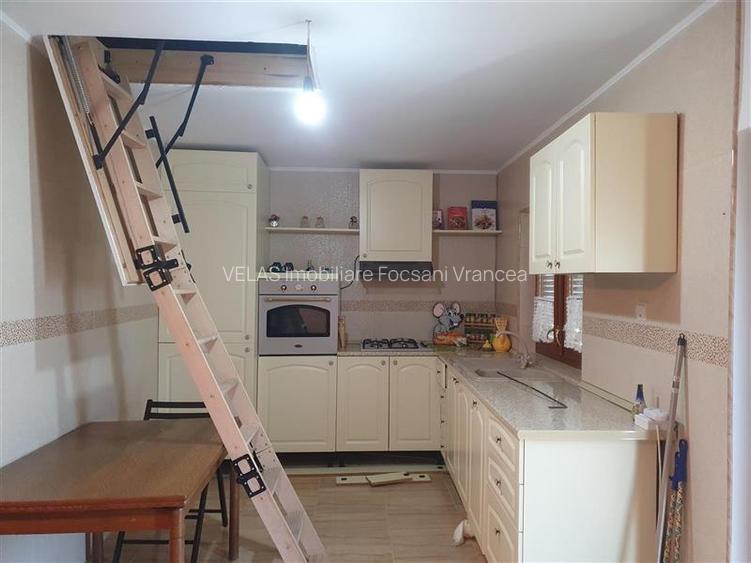 Casa din caramida, Rachitosu - 8