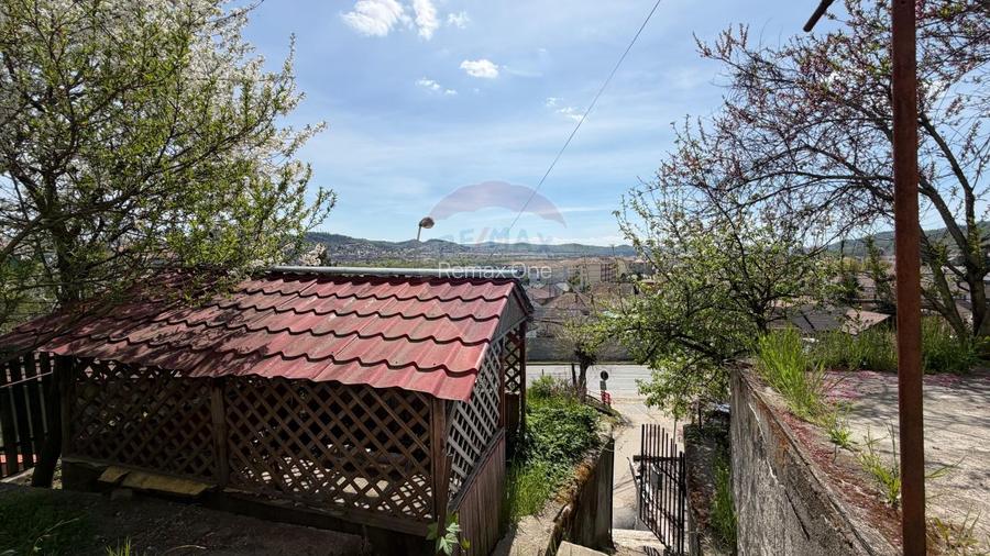 Casă / Vilă cu 5 camere de vânzare în zona Exterior Sud - 11