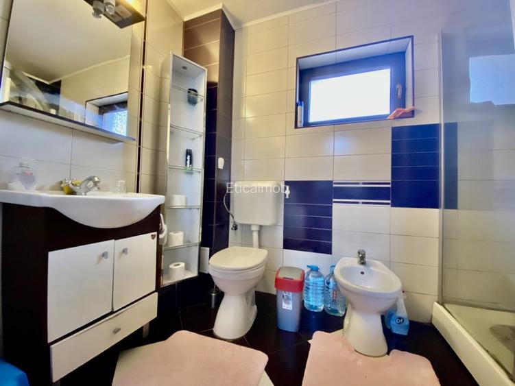 Vanzare Casa P+1 cu teren 450 mp, in Targoviste, zona Ulmi - 11