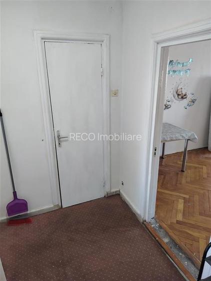 RECO Apartament cu o camera decomandat, Velenta - 2