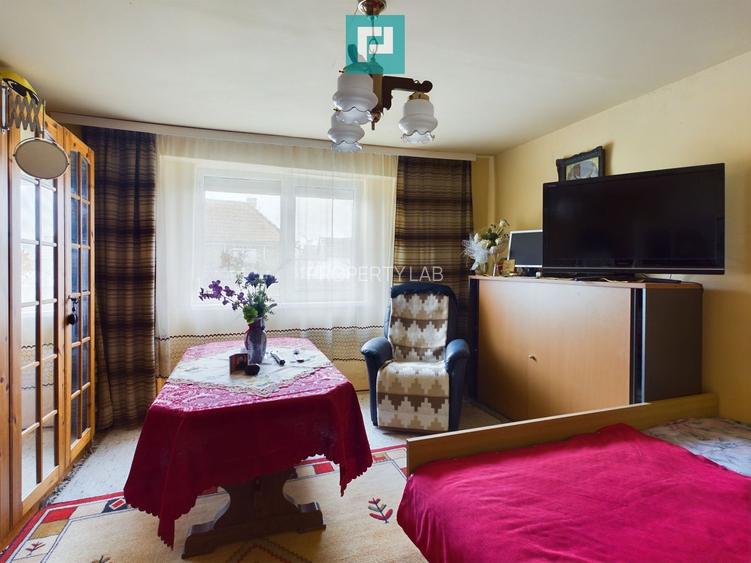 Casă cu teren generos, Turnu - 7