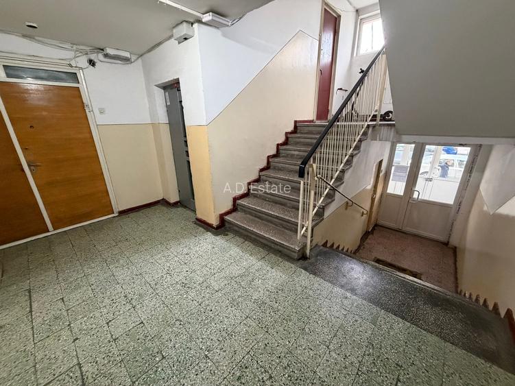 Garsoniera 1 Decembrie 1918 30 Mp Bloc 1975 Reabilitat 5 Min Metrou - 10