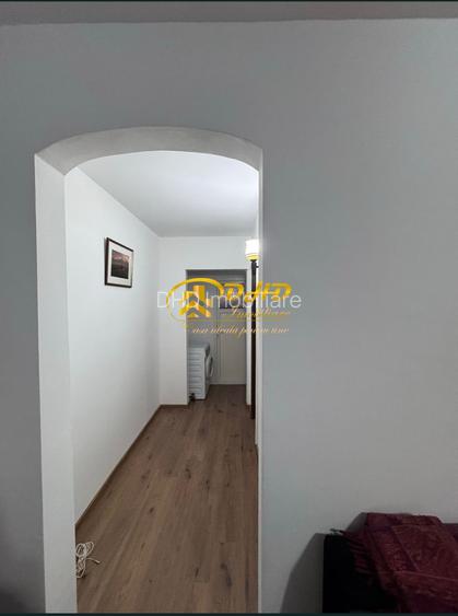 Apartament 3 camere Baza 3 - 5