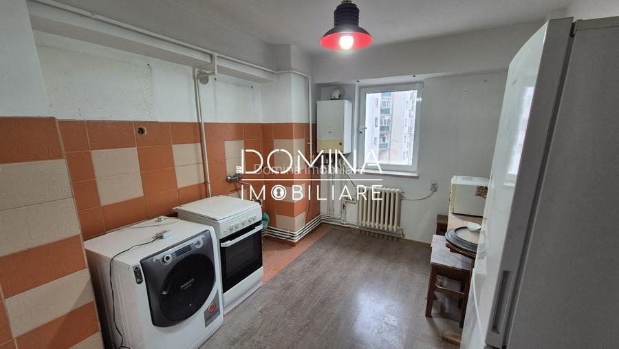 Vanzare apartament 2 camere, 59 mp, constructie 2000, Bd. Republicii - 5