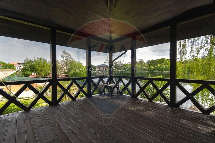 Arhitectura din Piatra si Lemn pe Malul Lacului Mogosoaia - 22